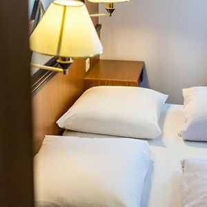 Camera con letto king size